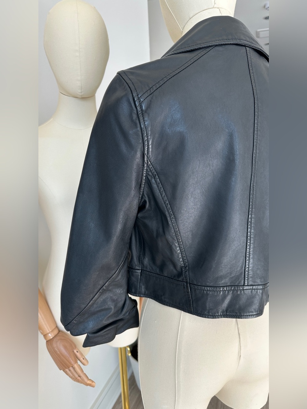 Lamarque Donna Leather jacket -
100% lamb leather - Picture 5 of 16